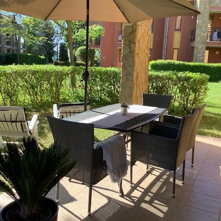 Apartman Golf Lux Buk Luaran gambar
