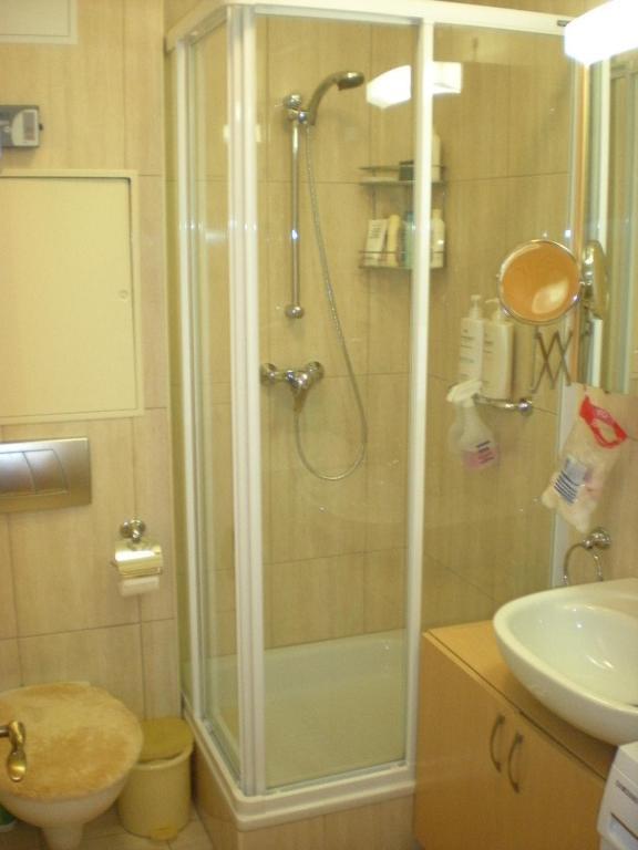 Apartman Golf Lux Buk Bilik gambar