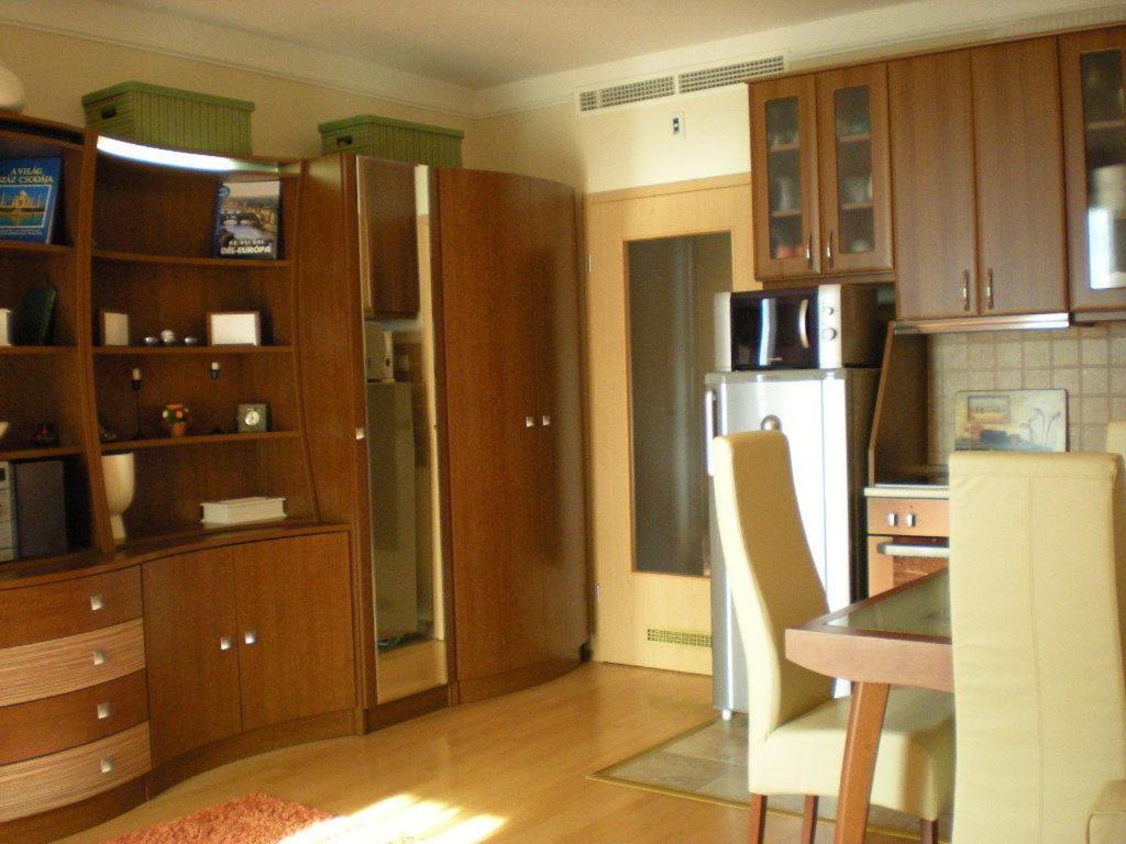Apartman Golf Lux Buk Bilik gambar
